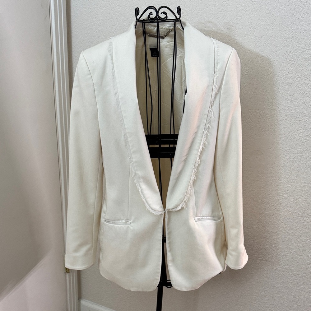 Elegant White Blazer